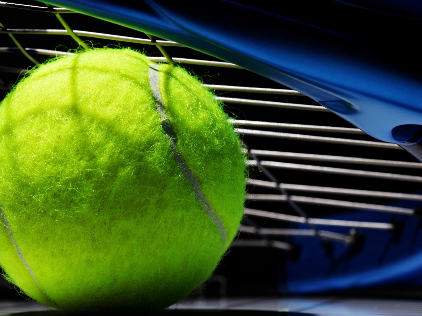 tennis, ball, bat, black background 4k - 4k Wallpapers - 40.000+ ipad