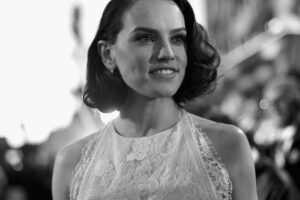 2019 daisy ridley monochrome 1536863067