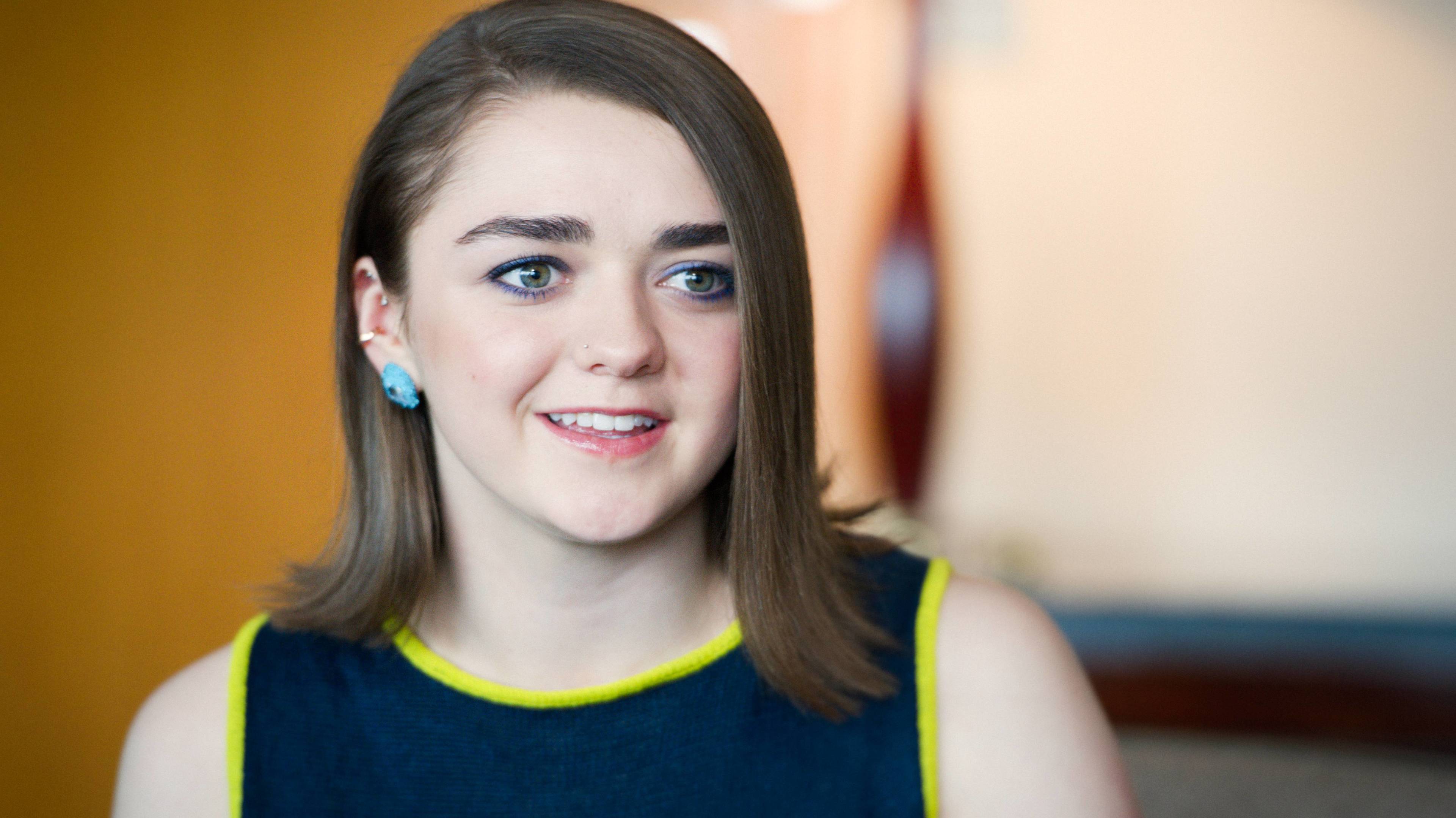 2019 maisie williams 5k 1536943055