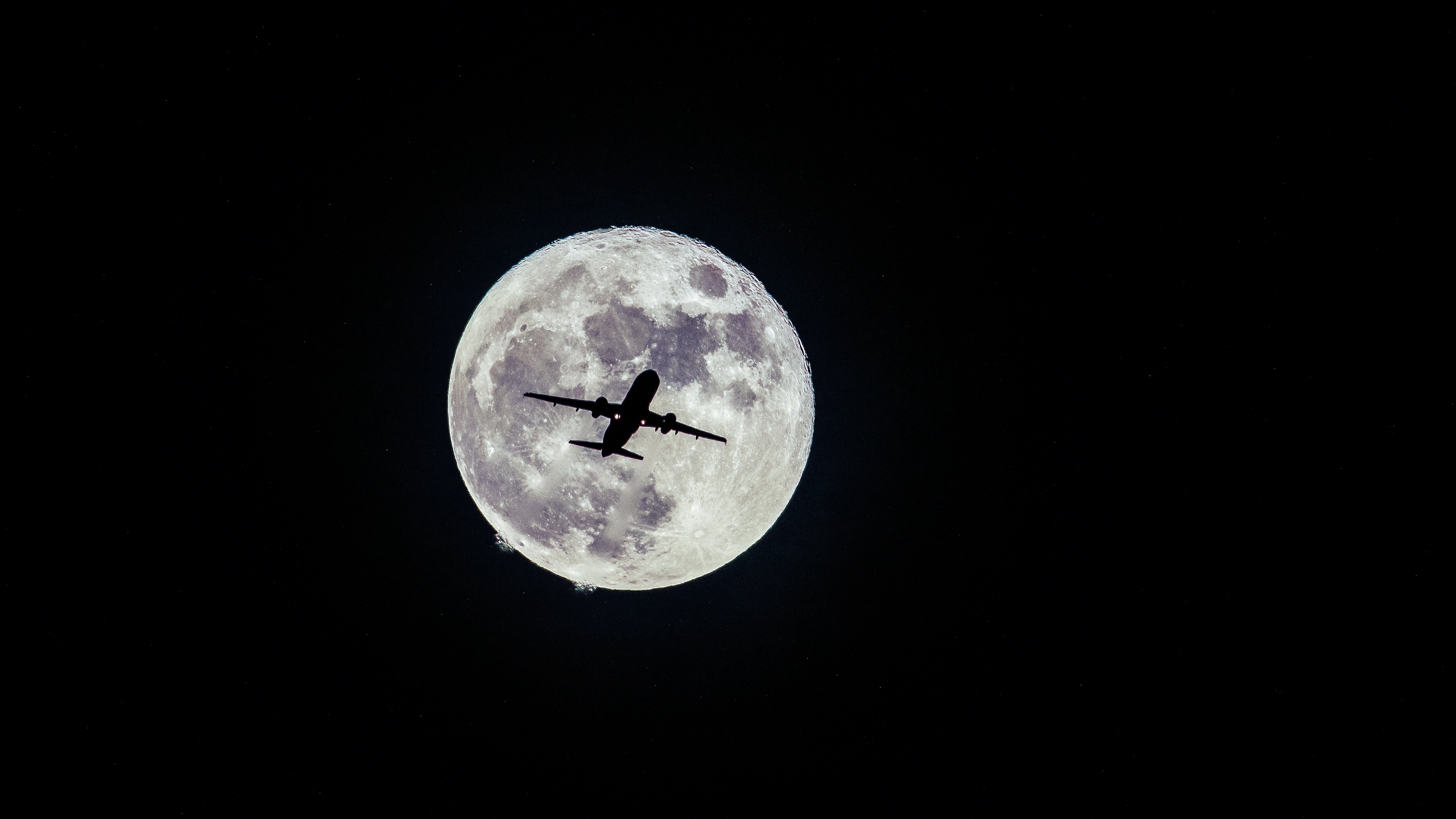 airplane moon flight bw 4k 1536016621