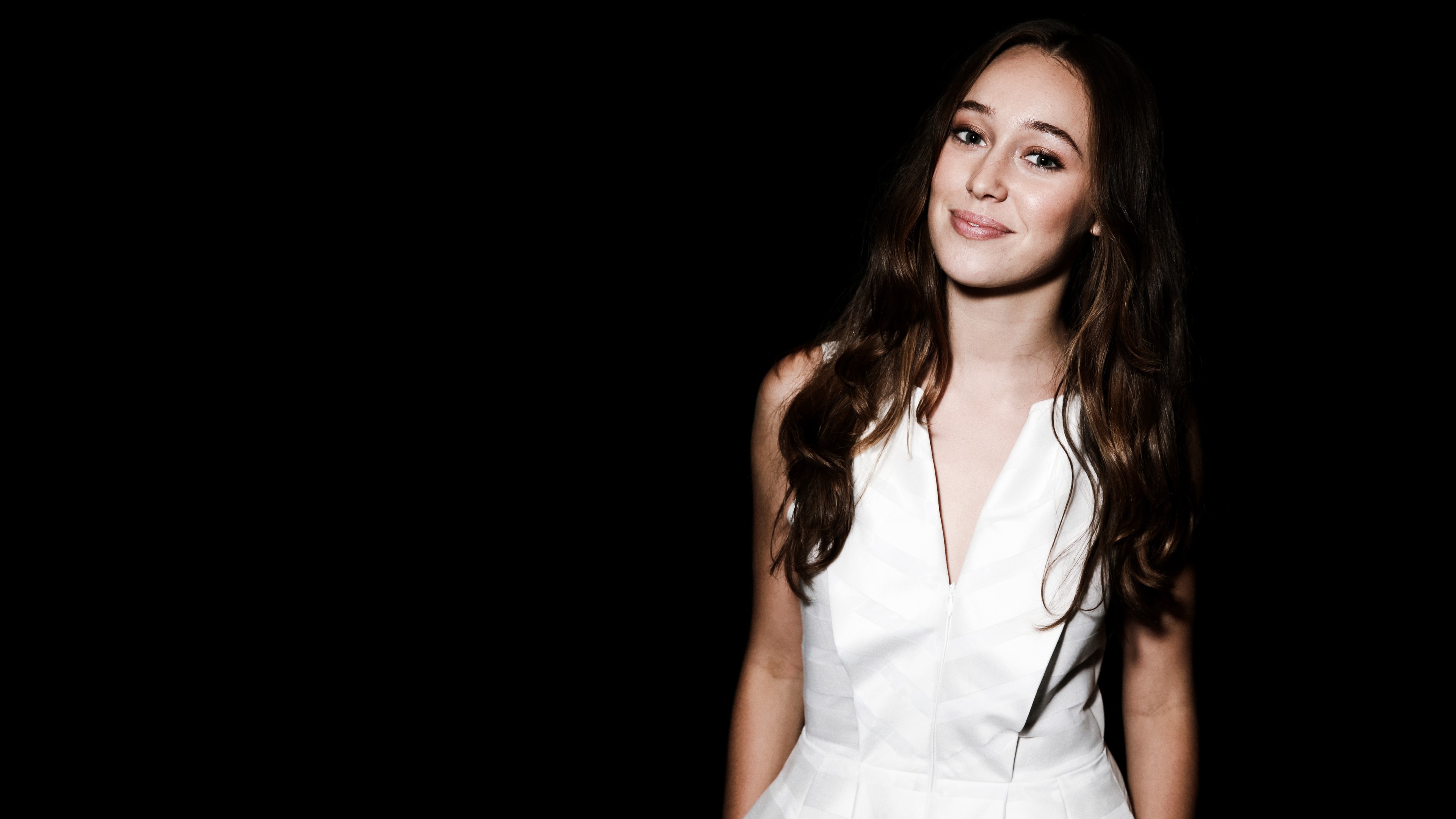 alycia debnam carey 1536856833