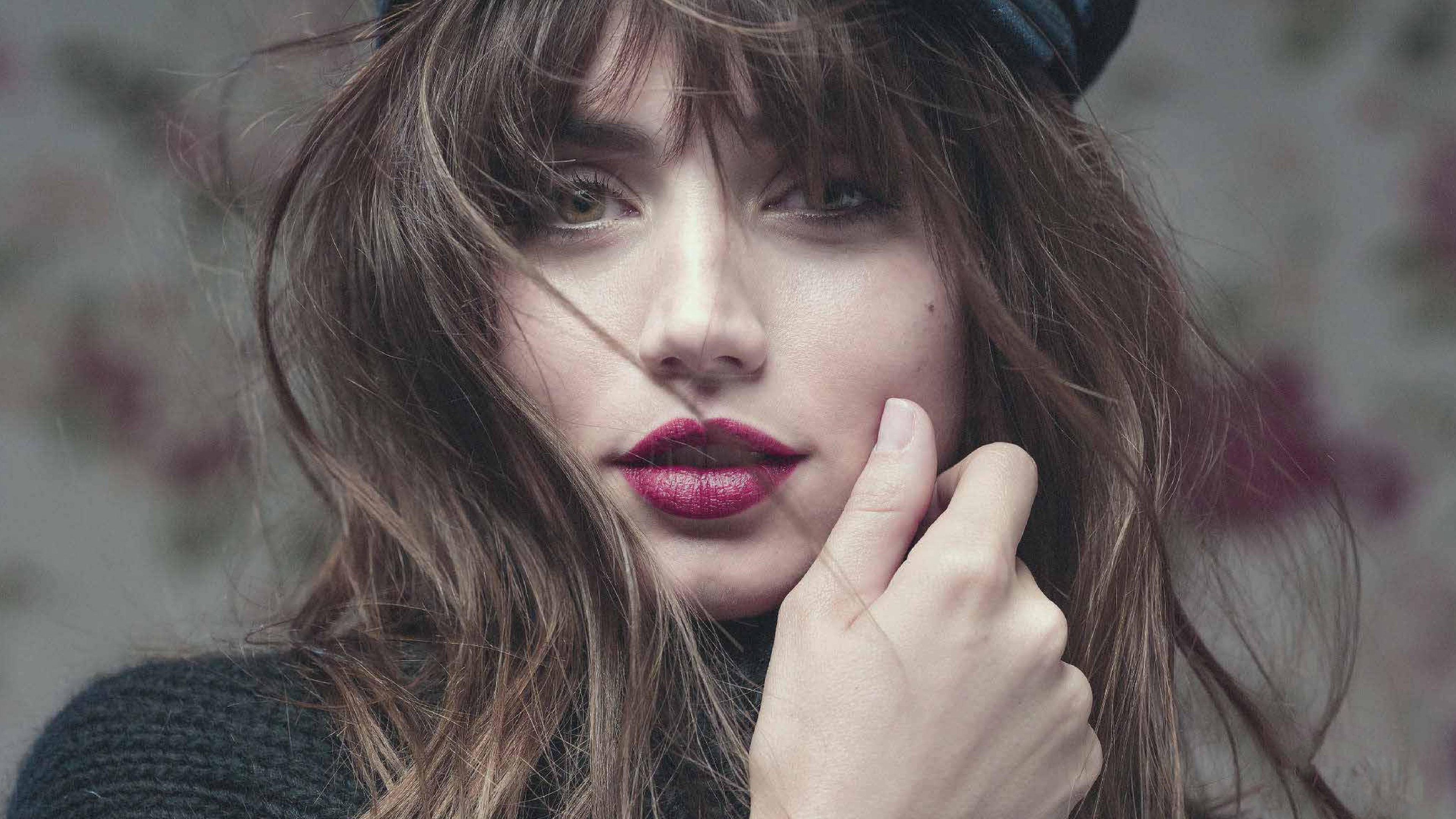 ana de armas yo dona magazine photoshoot 1536947397