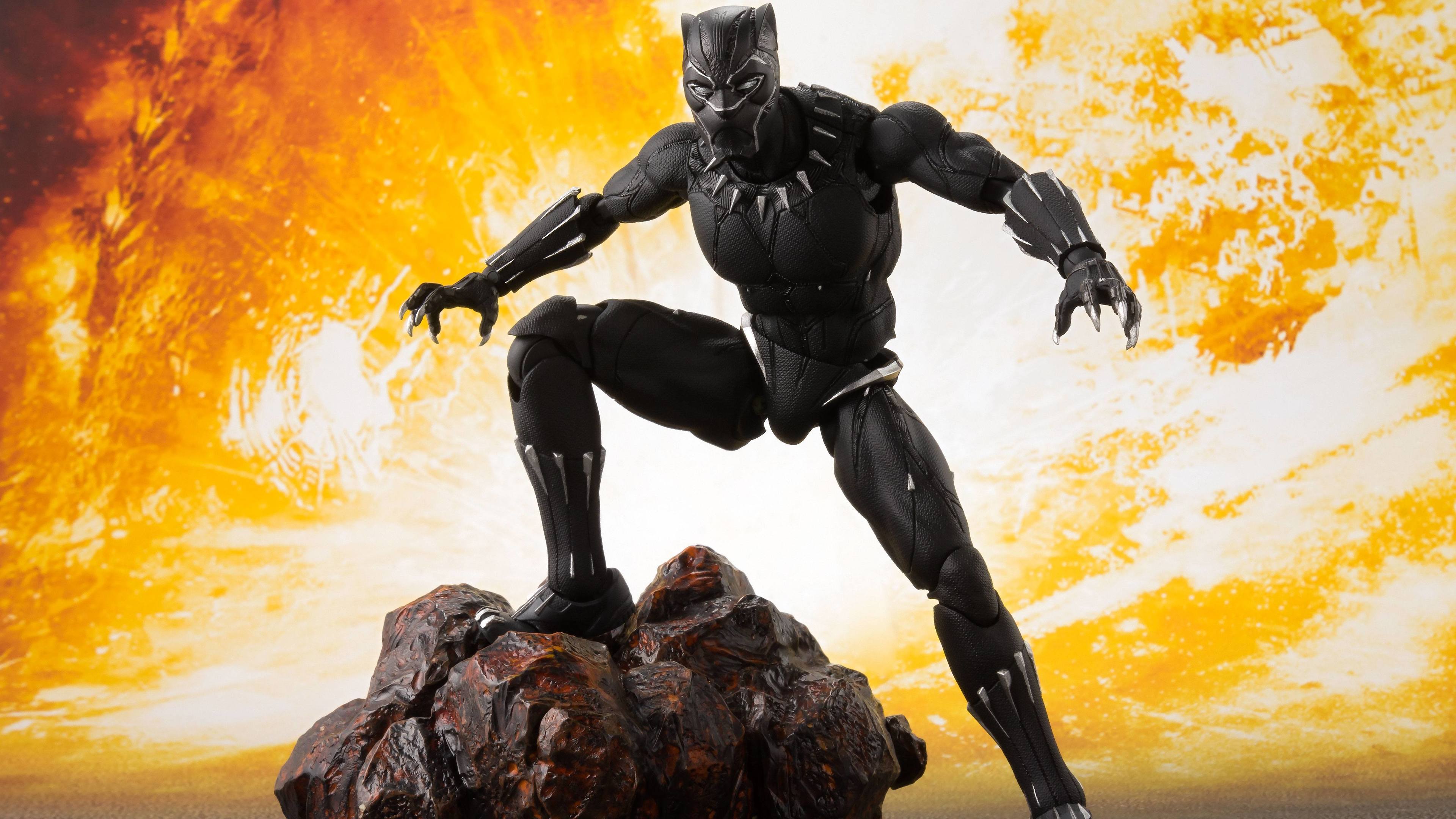 black panther action figure 5k 1536521760