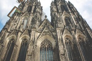 cathedral church germany cologne 4k 1538065034