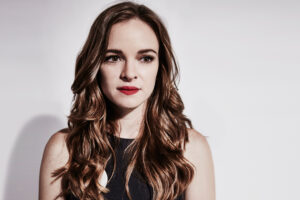 danielle panabaker 1536860885