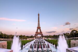 eiffel tower paris gold evening france fountain 4k 1538068034