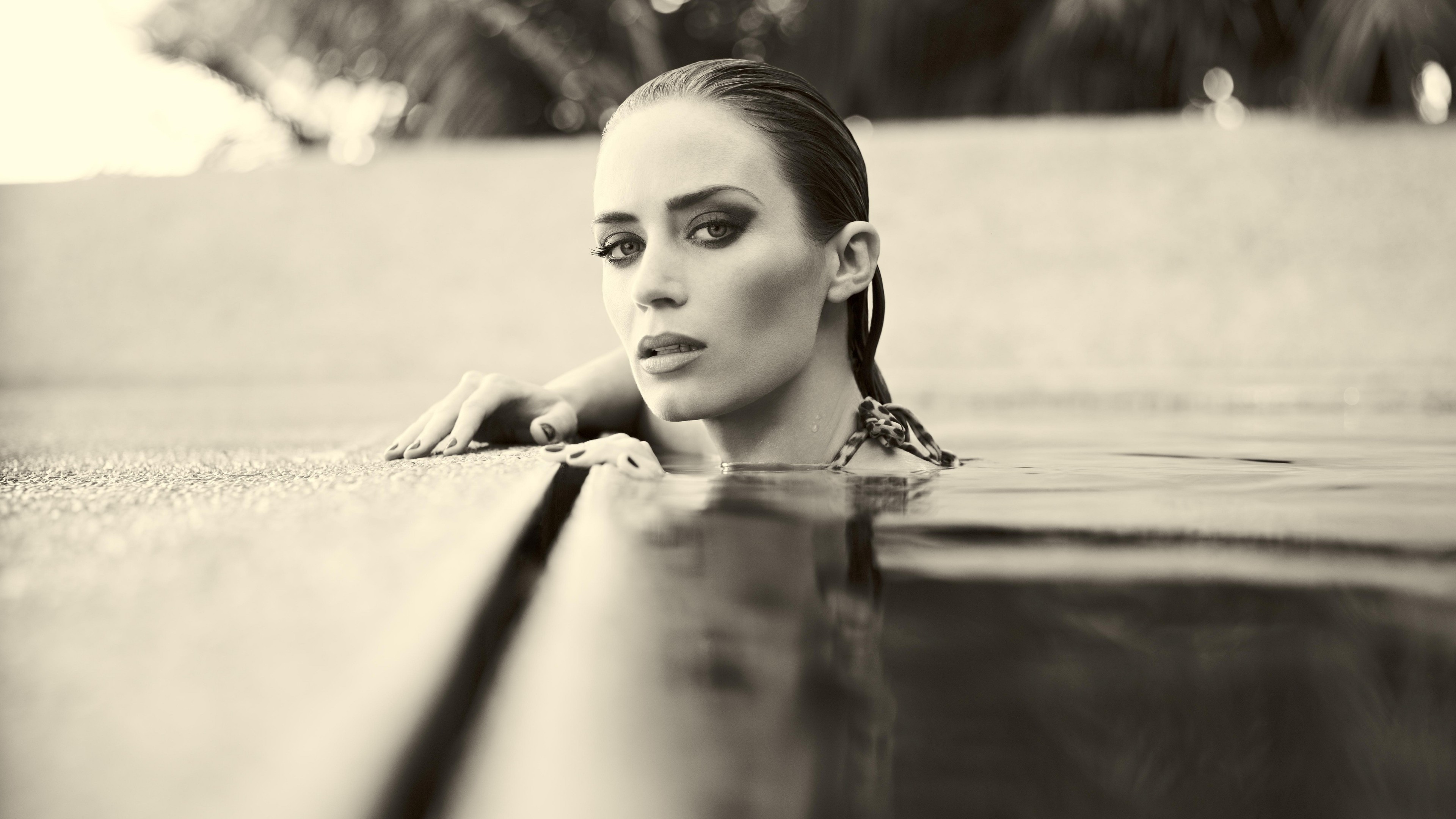 emily blunt 8k monochrome 1536862566