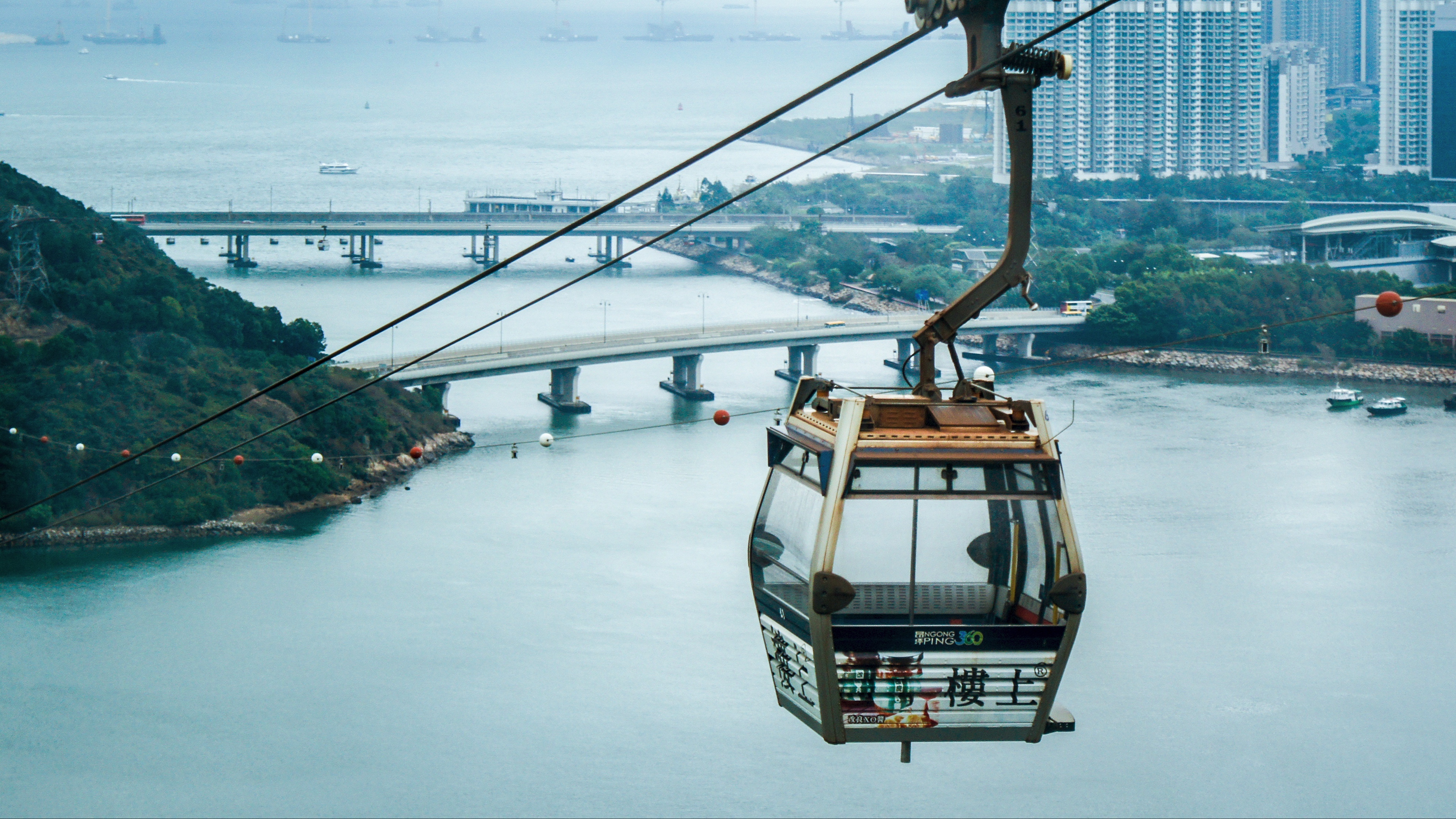 hong kong lantau island cable car cabin 4k 1538067935