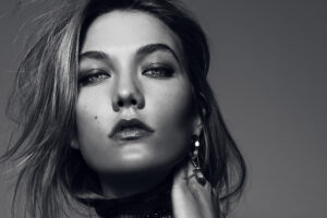 karlie kloss monochrome 1536948438