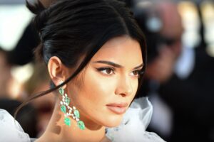 kendall jenner girls of the sun premiere 1536948450