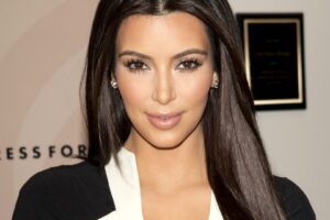 kim kardashian brunette 1536855716