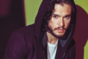 kit harington w magazine 2018 5k 1536860974