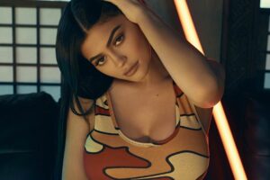 kylie jenner drop three collection 2018 1536862217