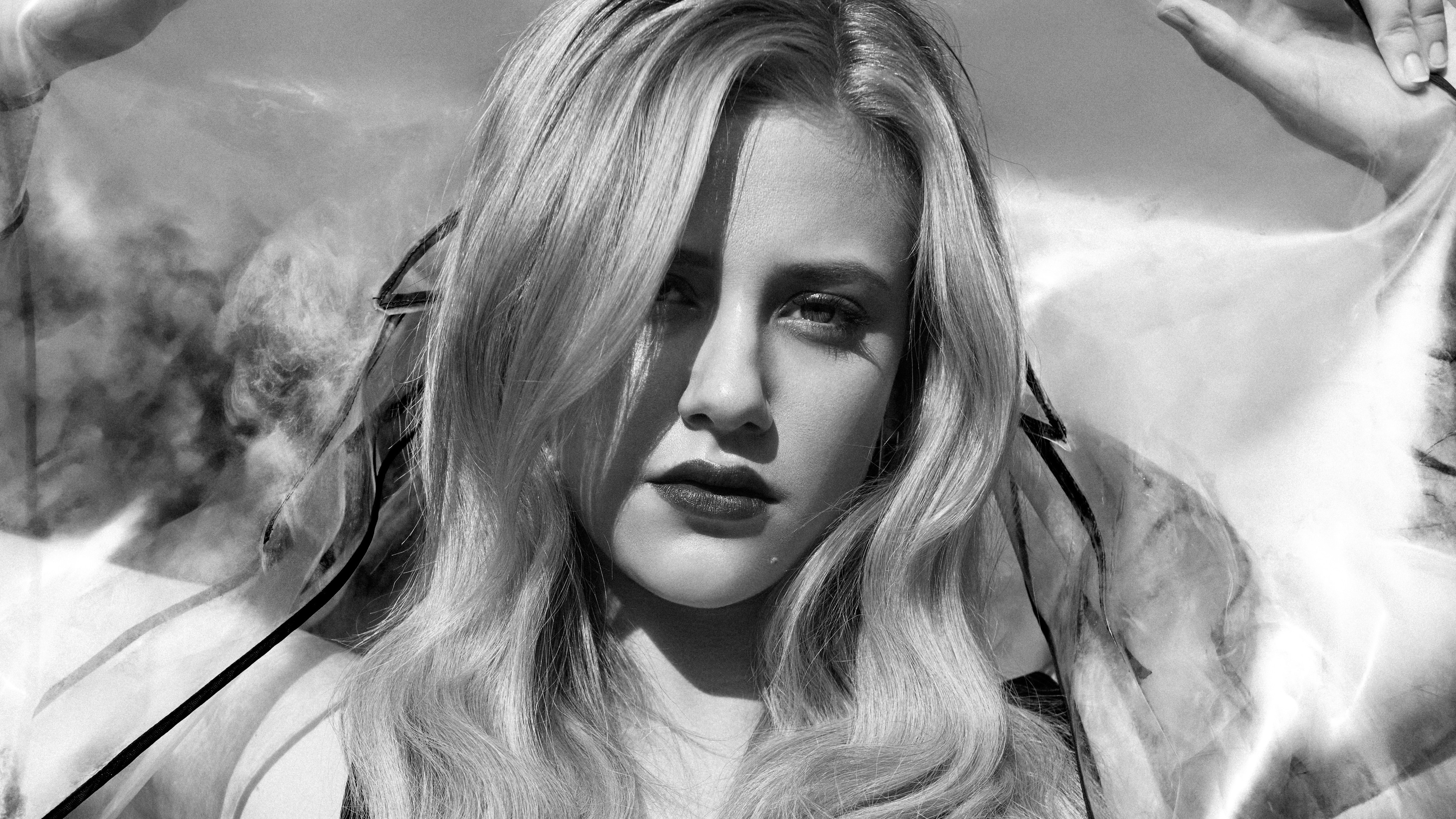 lili reinhart monochrome 2019 1536862562