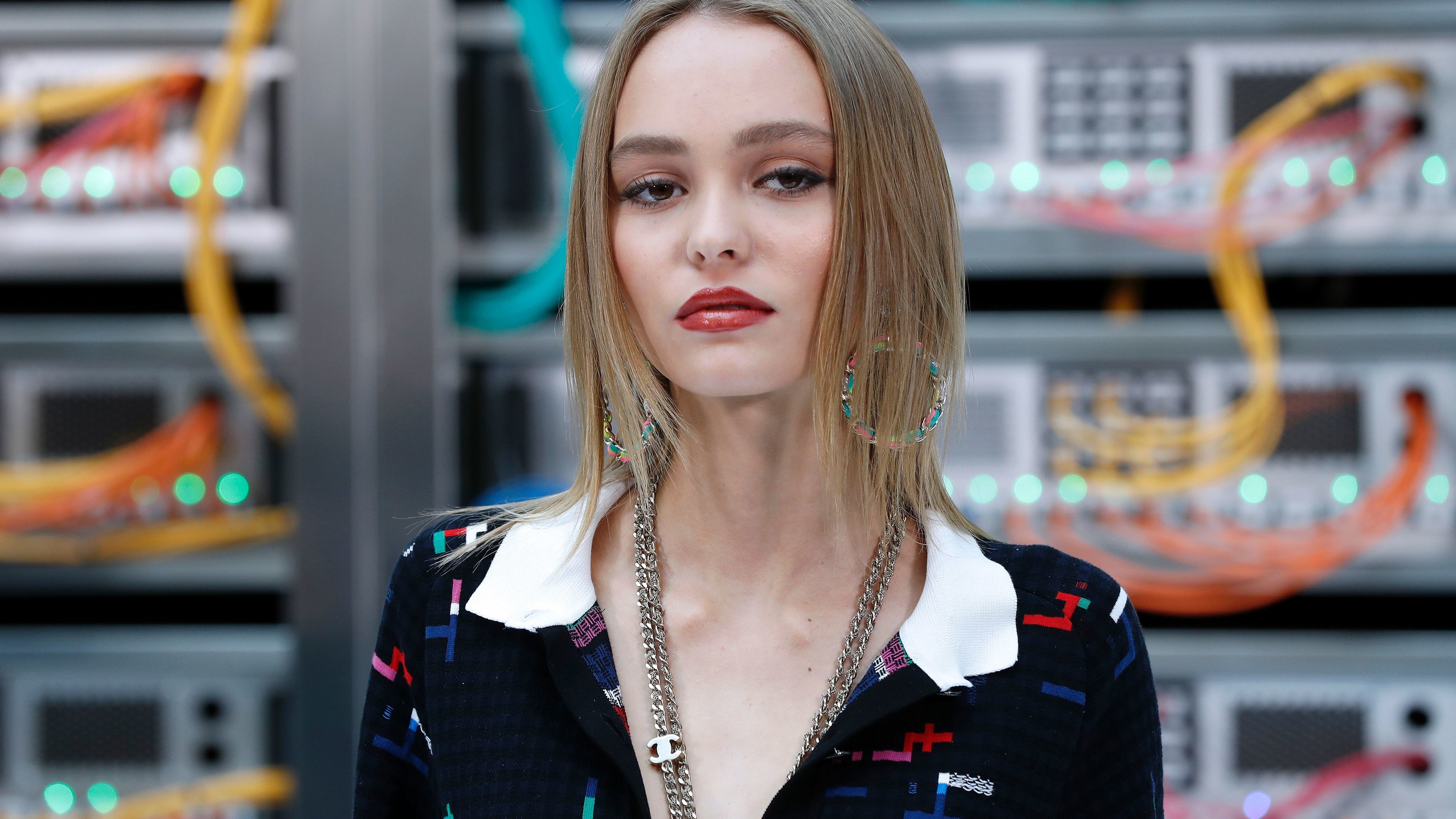 lily rose depp 1536857700