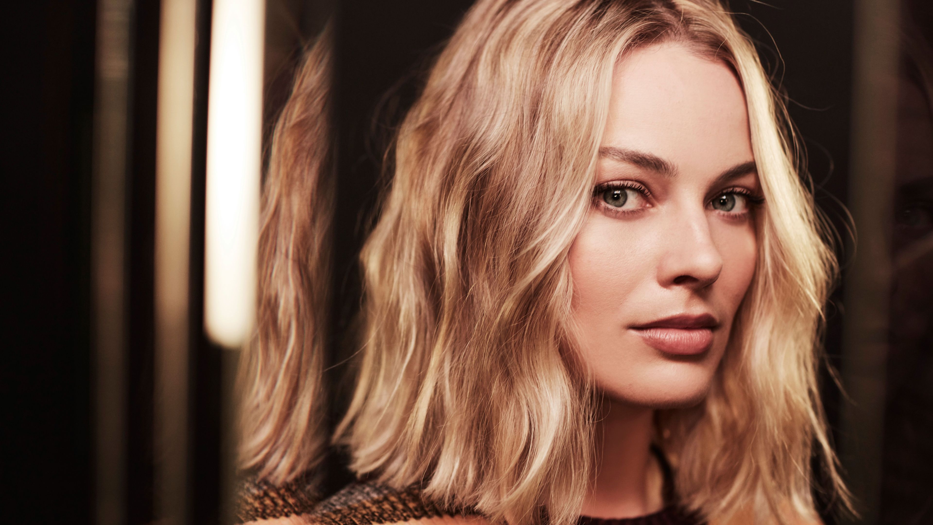 margot robbie 8k 1536950821