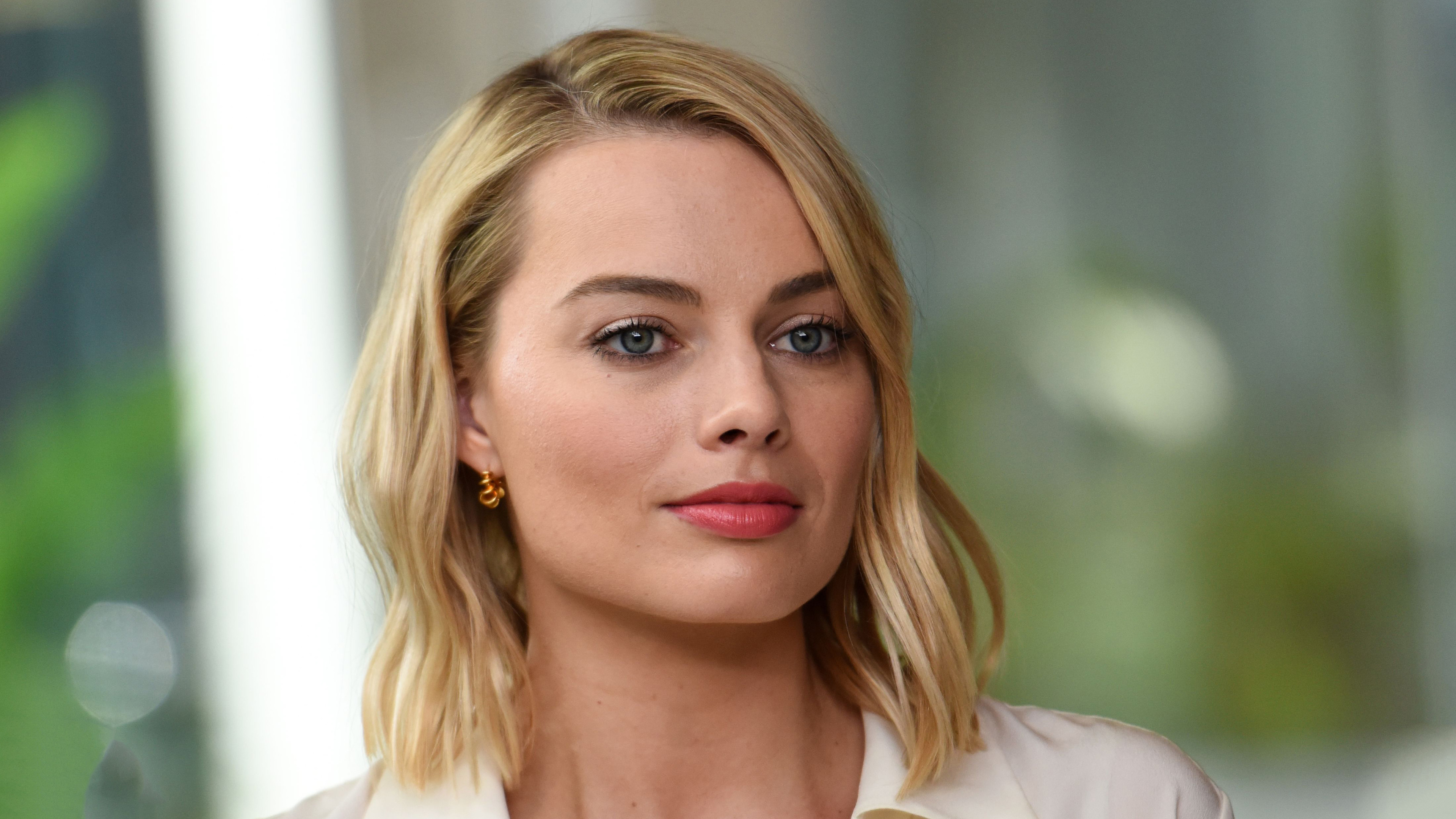 margot robbie closeup 4k 1536942834