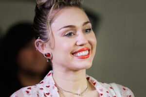 miley cyrus 2018 1536860833