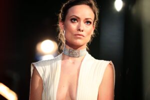 olivia wilde 5k 1536863094