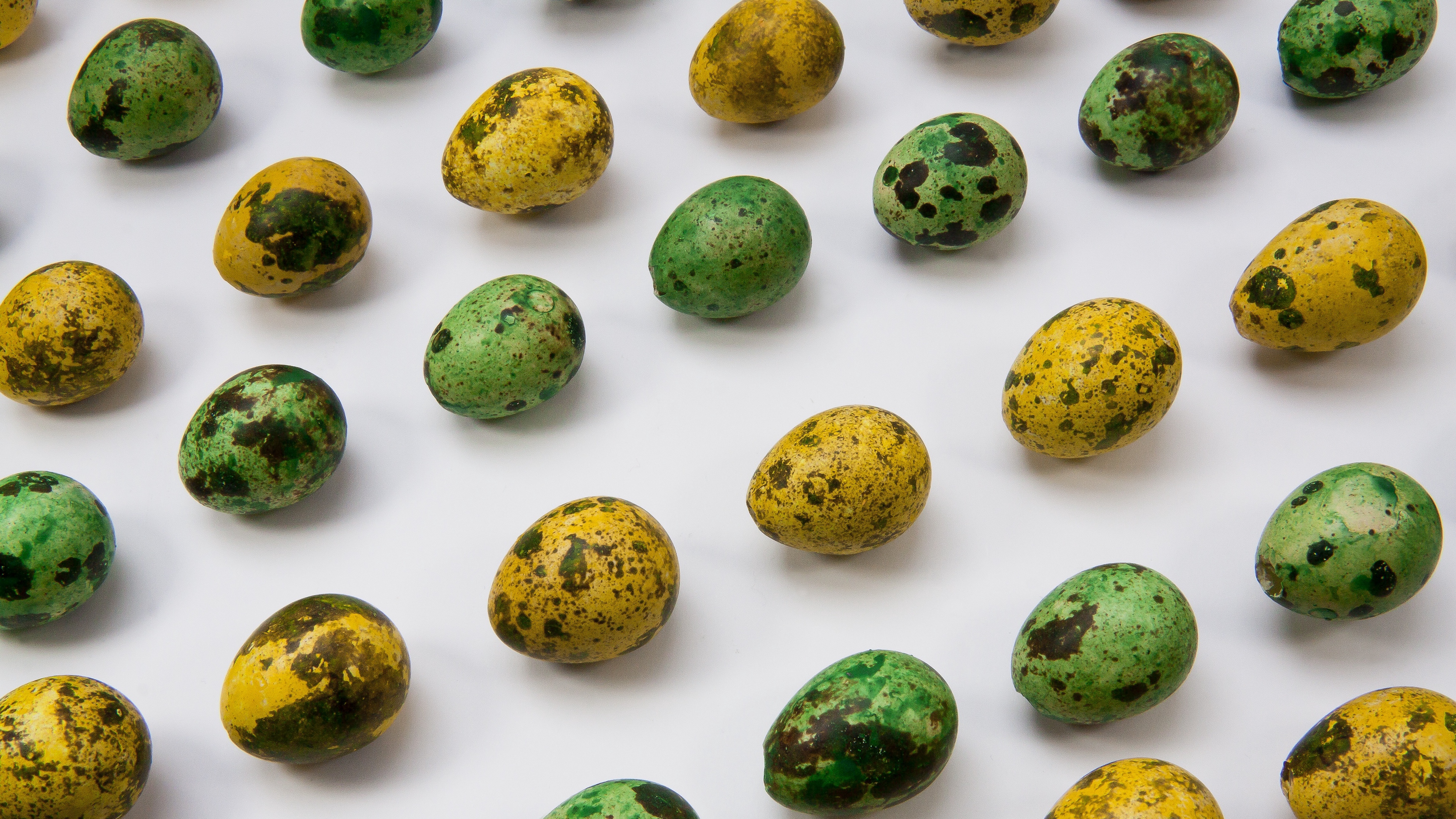 quail eggs easter painted 4k 1538344562