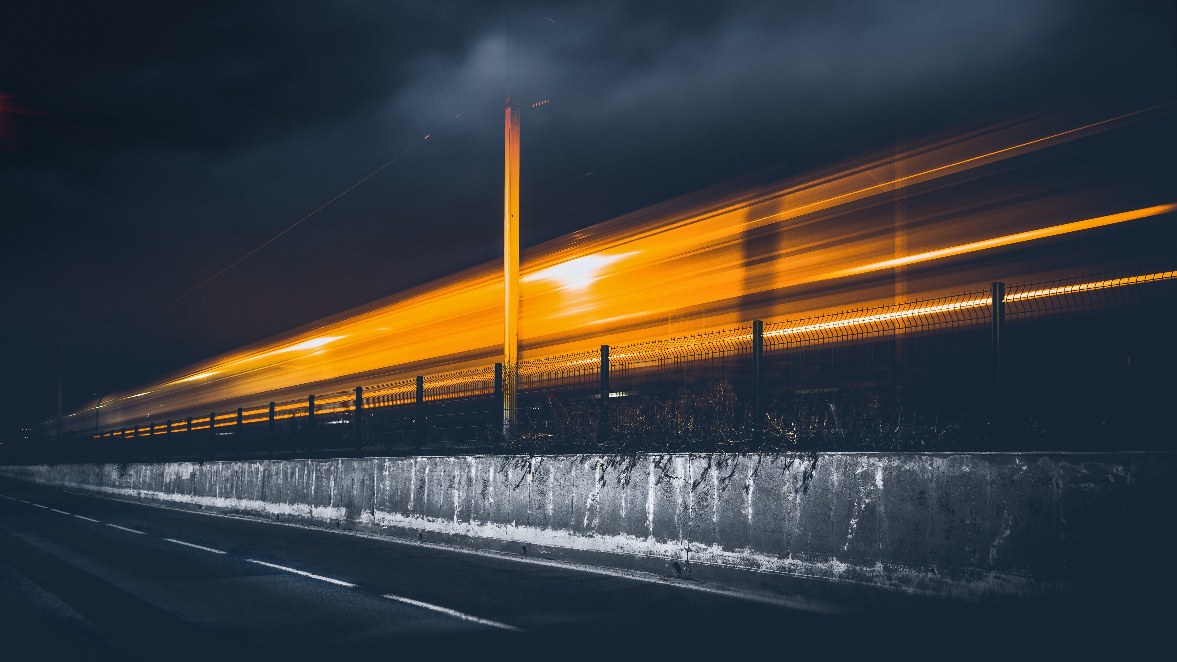 road light pillar sky clouds night 4k 1538065537