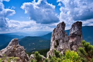 rocks mountains bushes trees sky 4k 1538345402