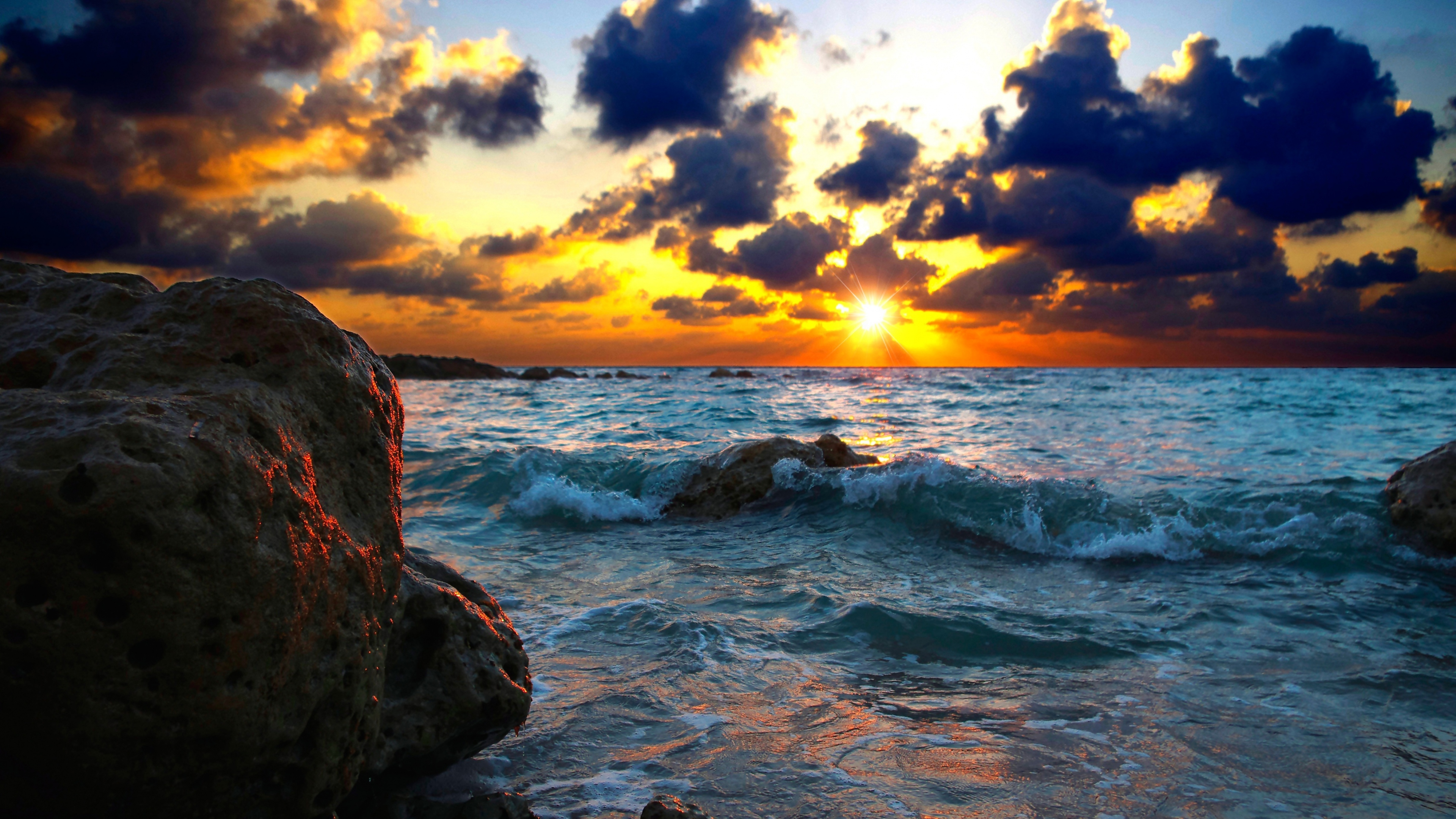 Beautiful Sunset Wallpaper over the Sea in Croatia Free Stock Photo   picjumbo