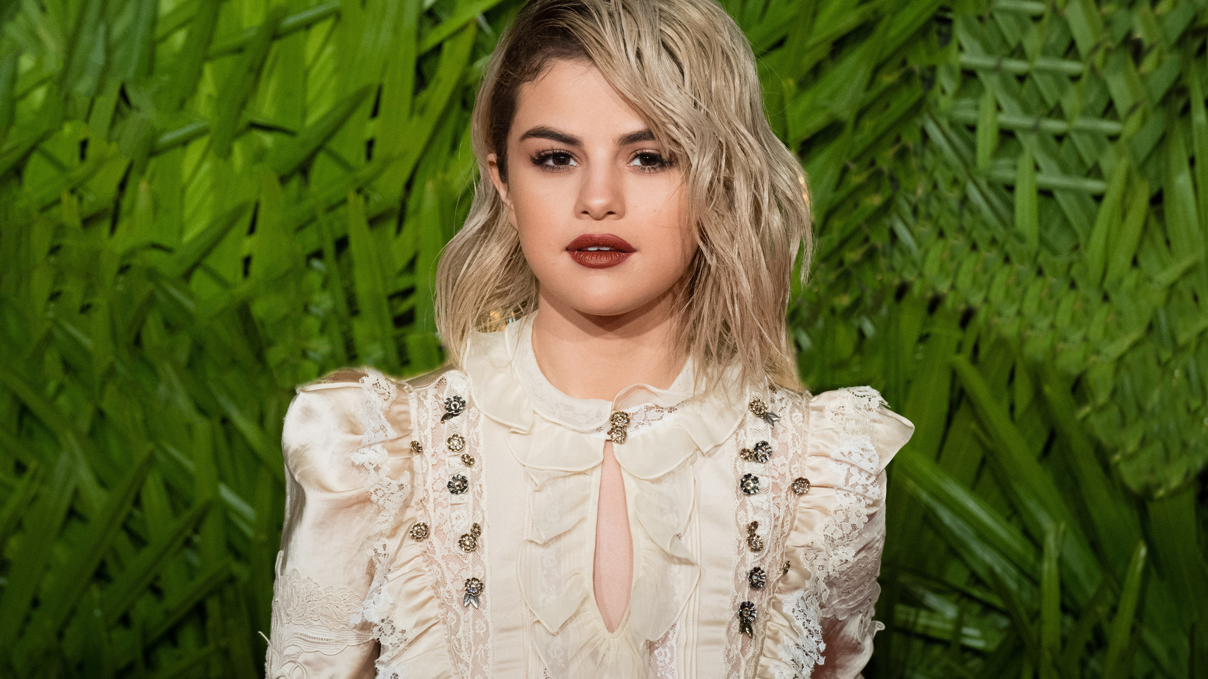 selena gomez 5k 2018 1536861890