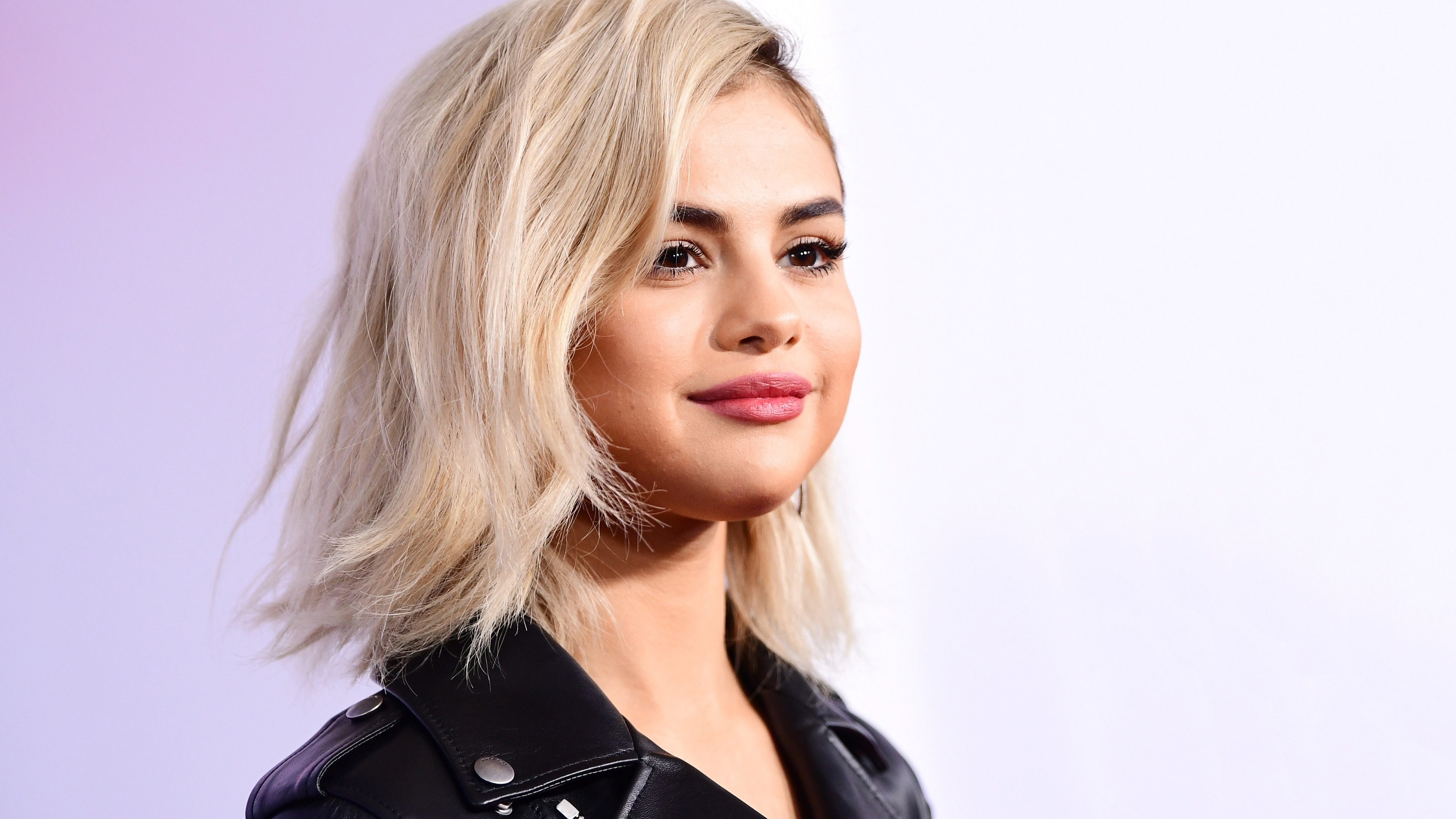 selena gomez american music awards 2018 1536861668