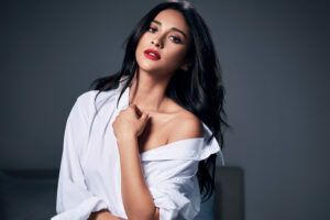 shay mitchell buxom campaign 4k 1536950877