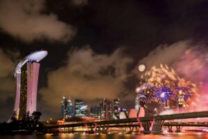 singapore holiday fireworks bridge 4k 1538065015