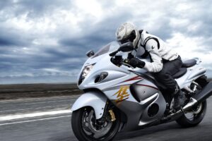 suzuki hayabusa gsx 1300 r 1536316615