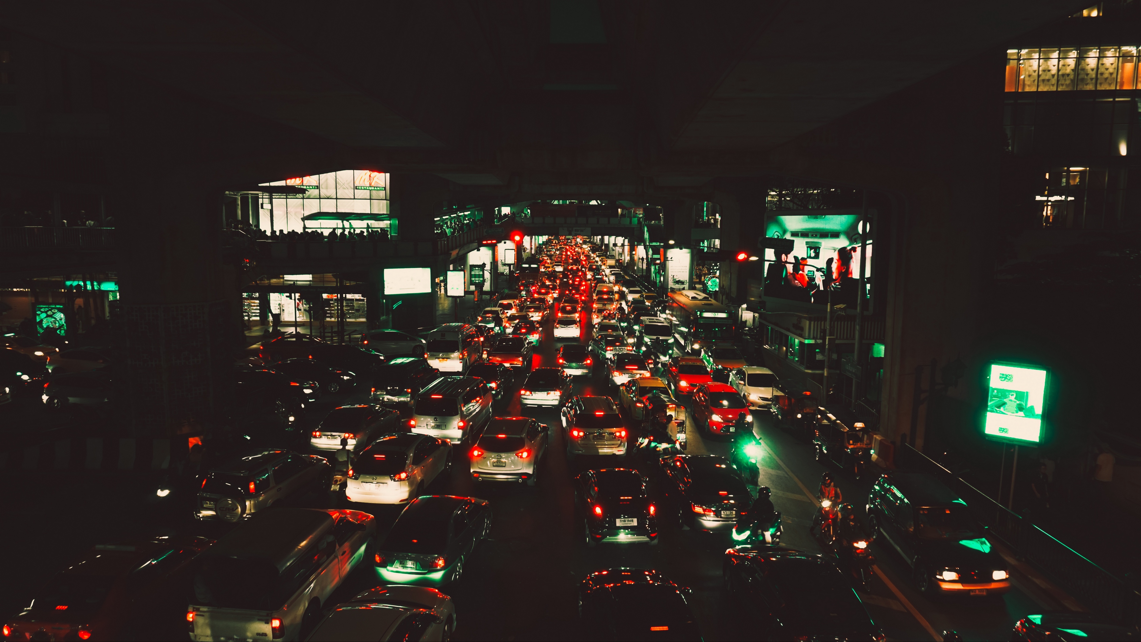 traffic bangkok siam metropolis 4k 1538066474