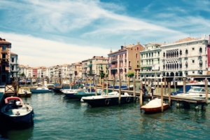 venice italy grand canal gondolas 4k 1538064718