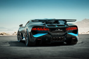 2018 bugatti divo rear 1539114243