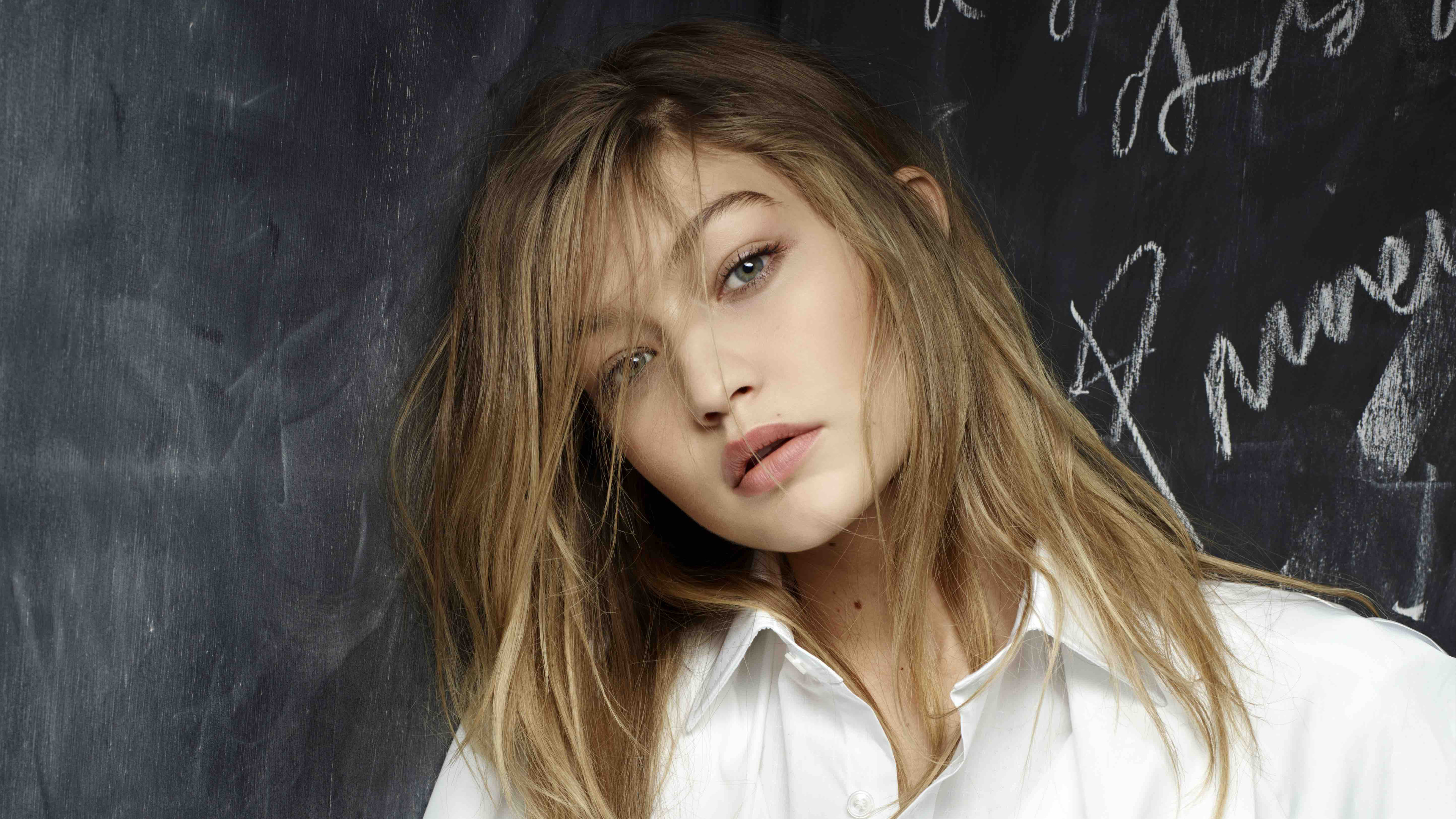 4k gigi hadid 2019 1540746855