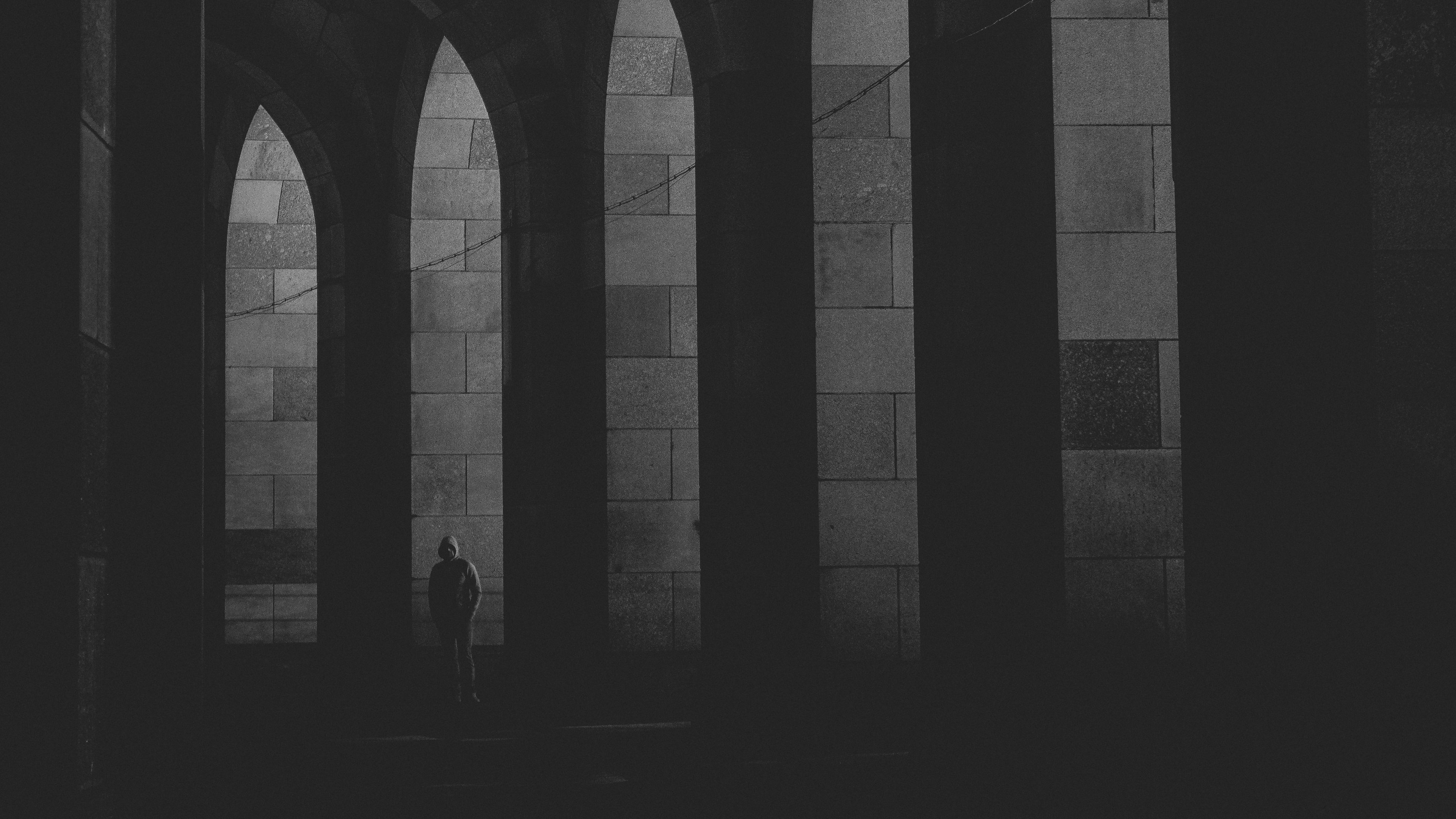 arches lonely bw loneliness 4k 1540575928