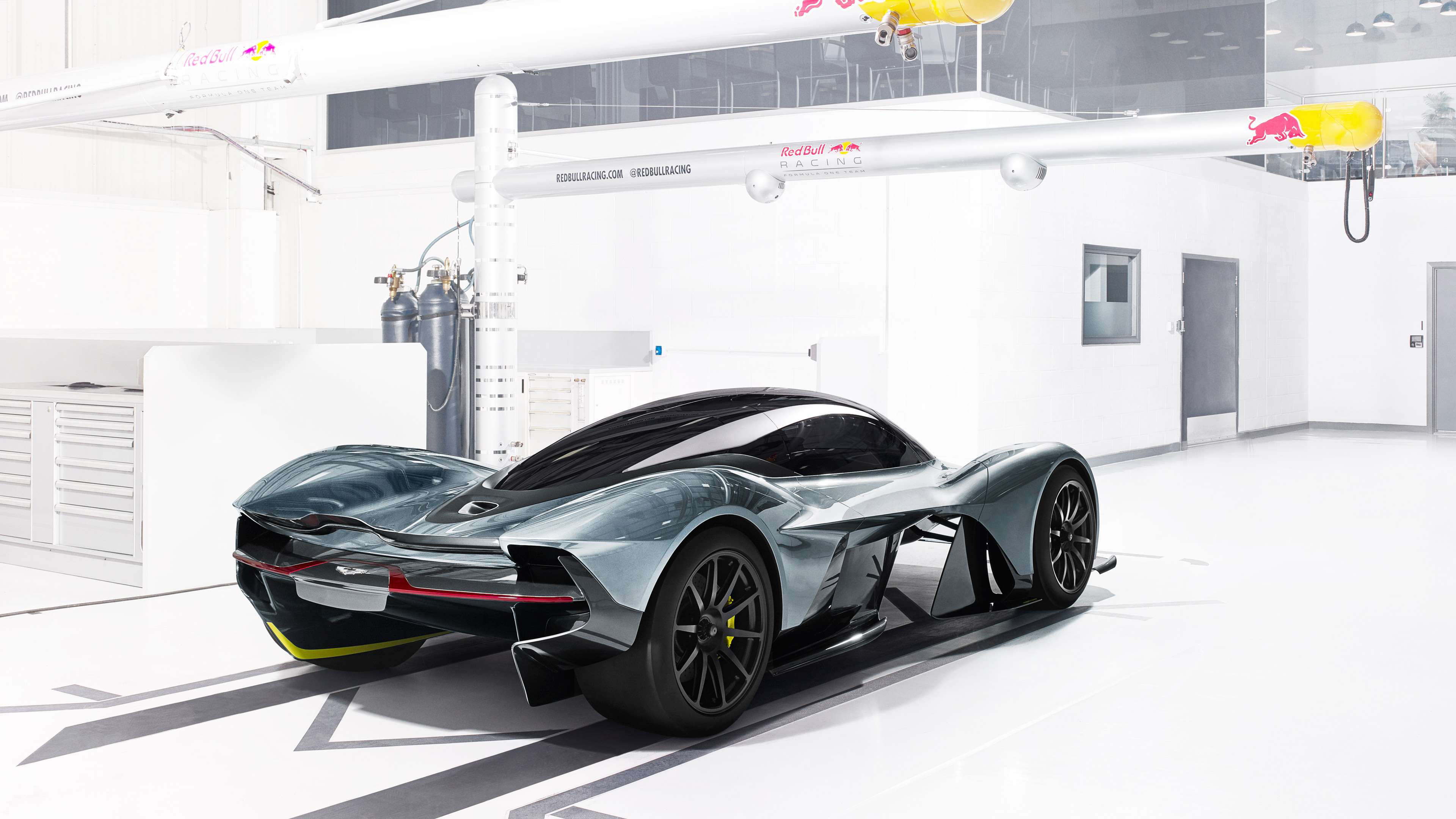 aston martin am rb 001 1539104602