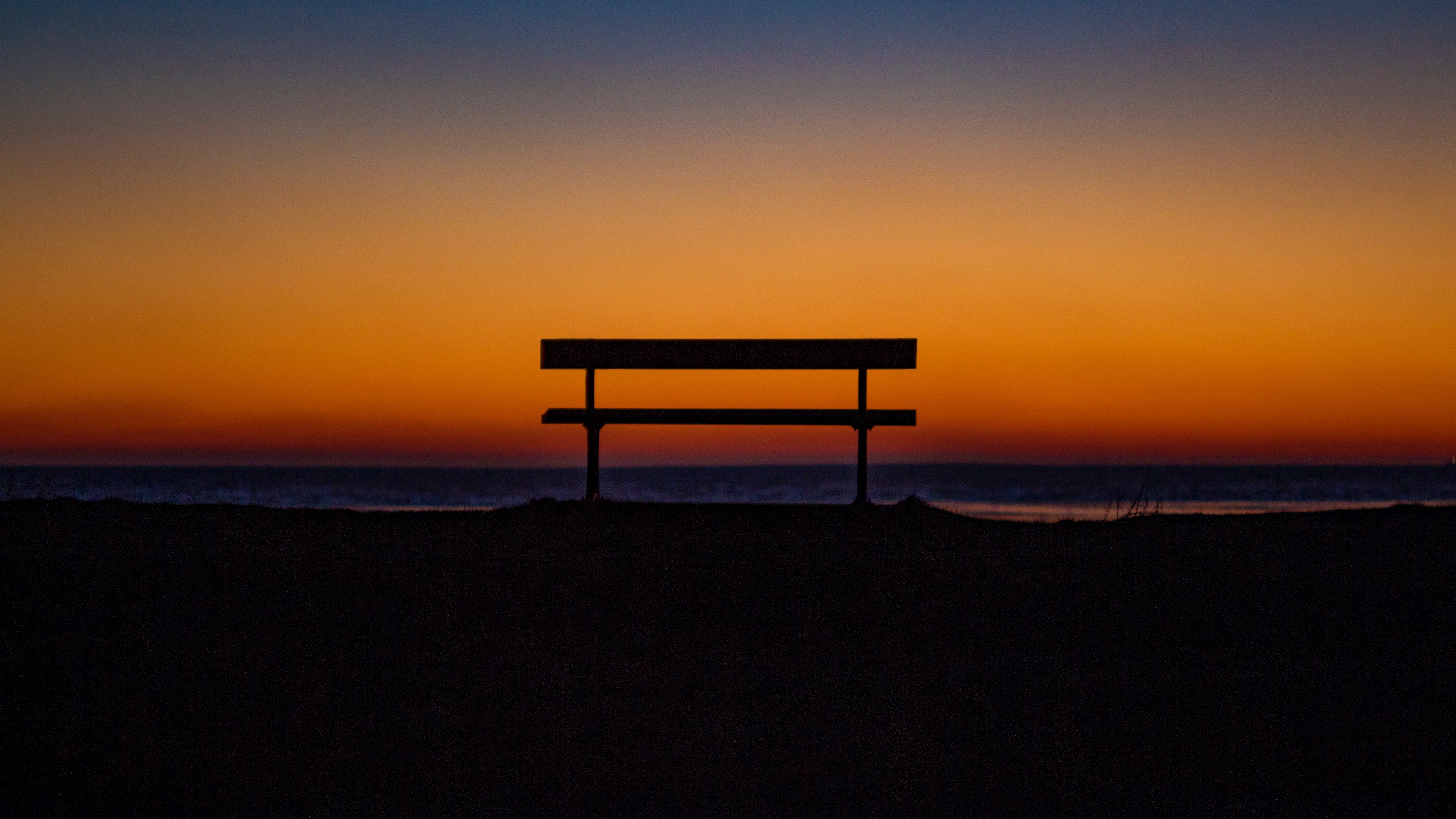 bench sky horizon 4k 1540575283