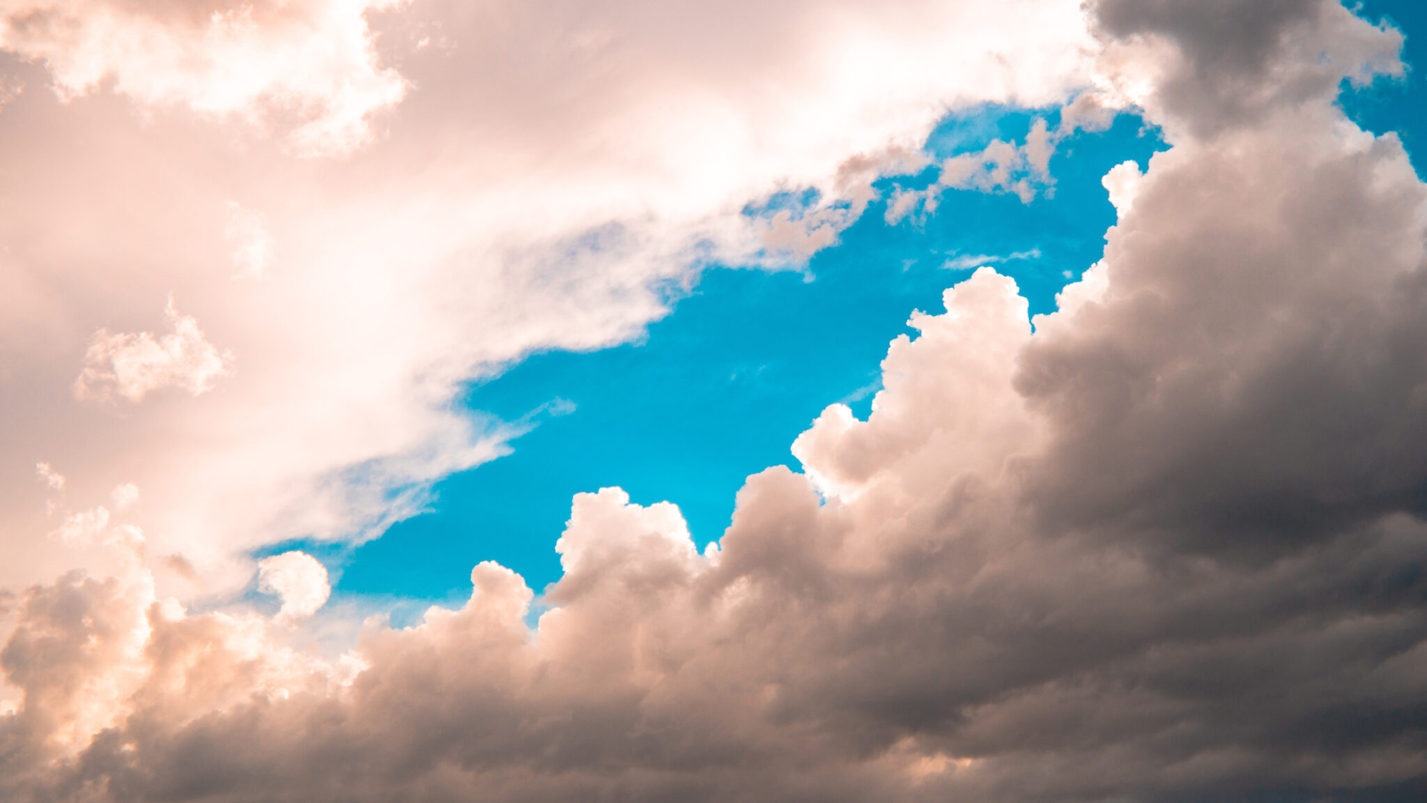 Blue Clouds 4k - Free 4k Wallpapers - 40.000+ Free 4k Wallpapers - Pixel4k