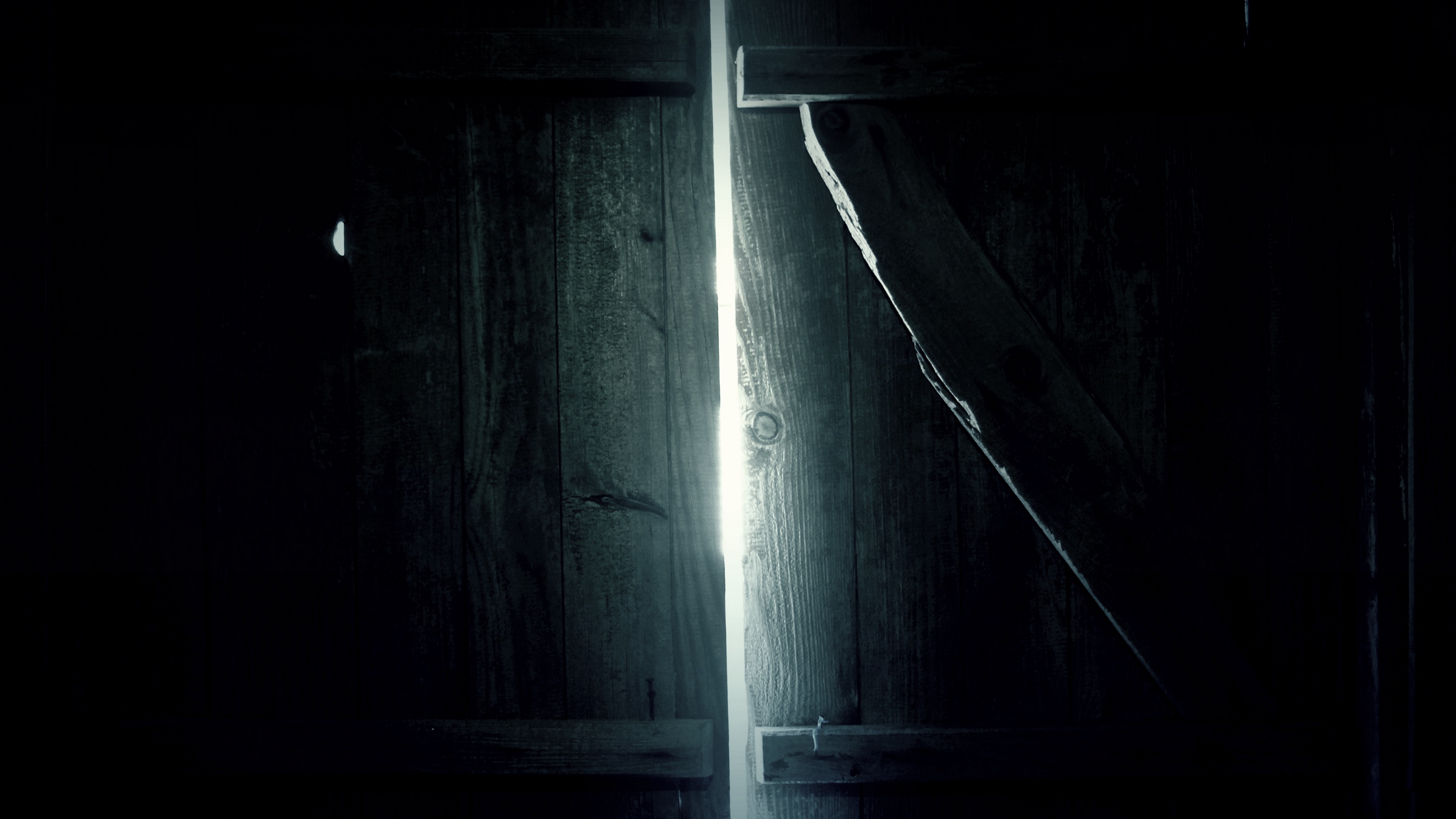 door wooden dark light 4k 1540575541