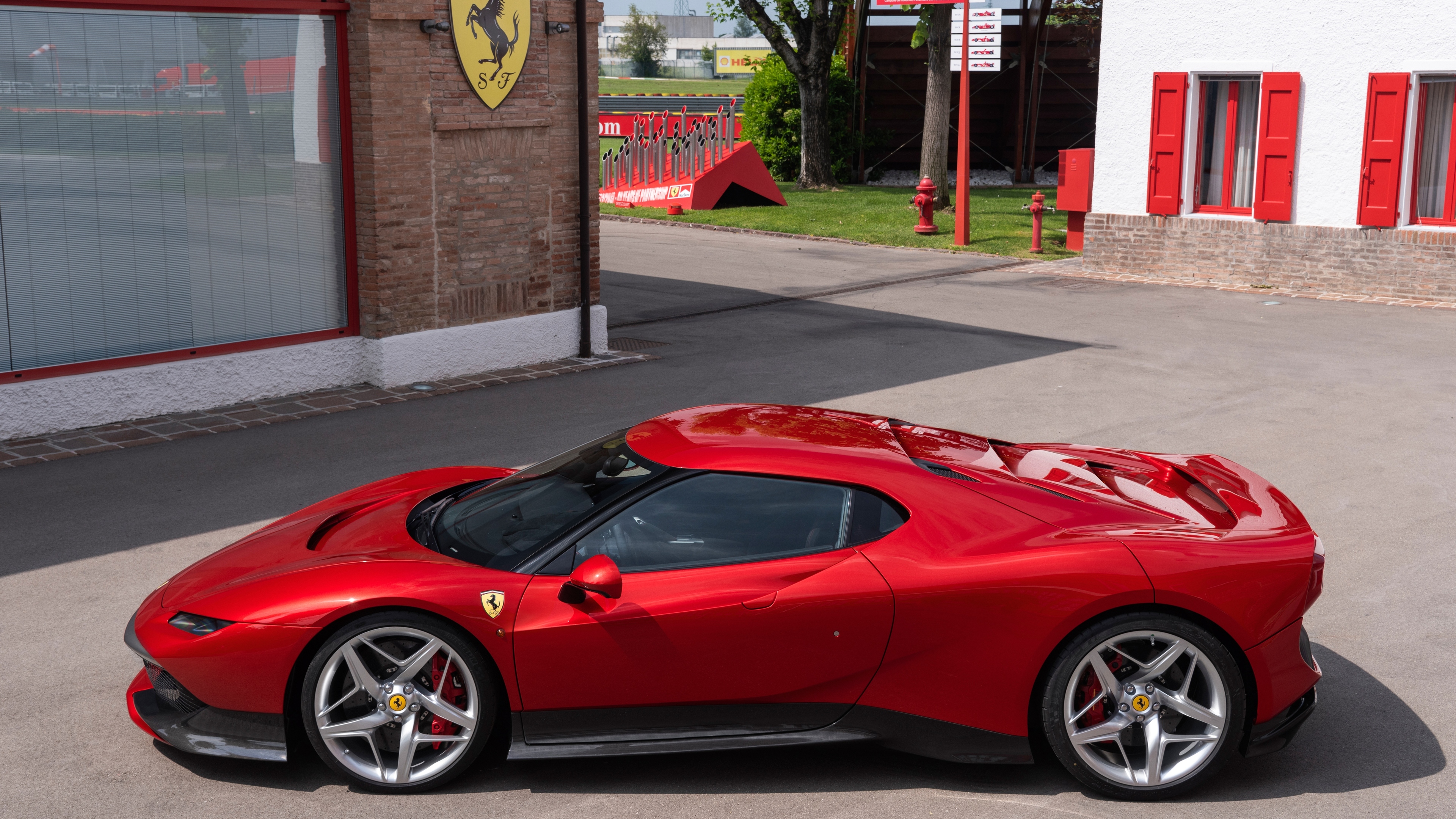 ferrari sp38 side view 4k 1539111422