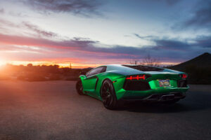 green lamborghini aventador 1539112050