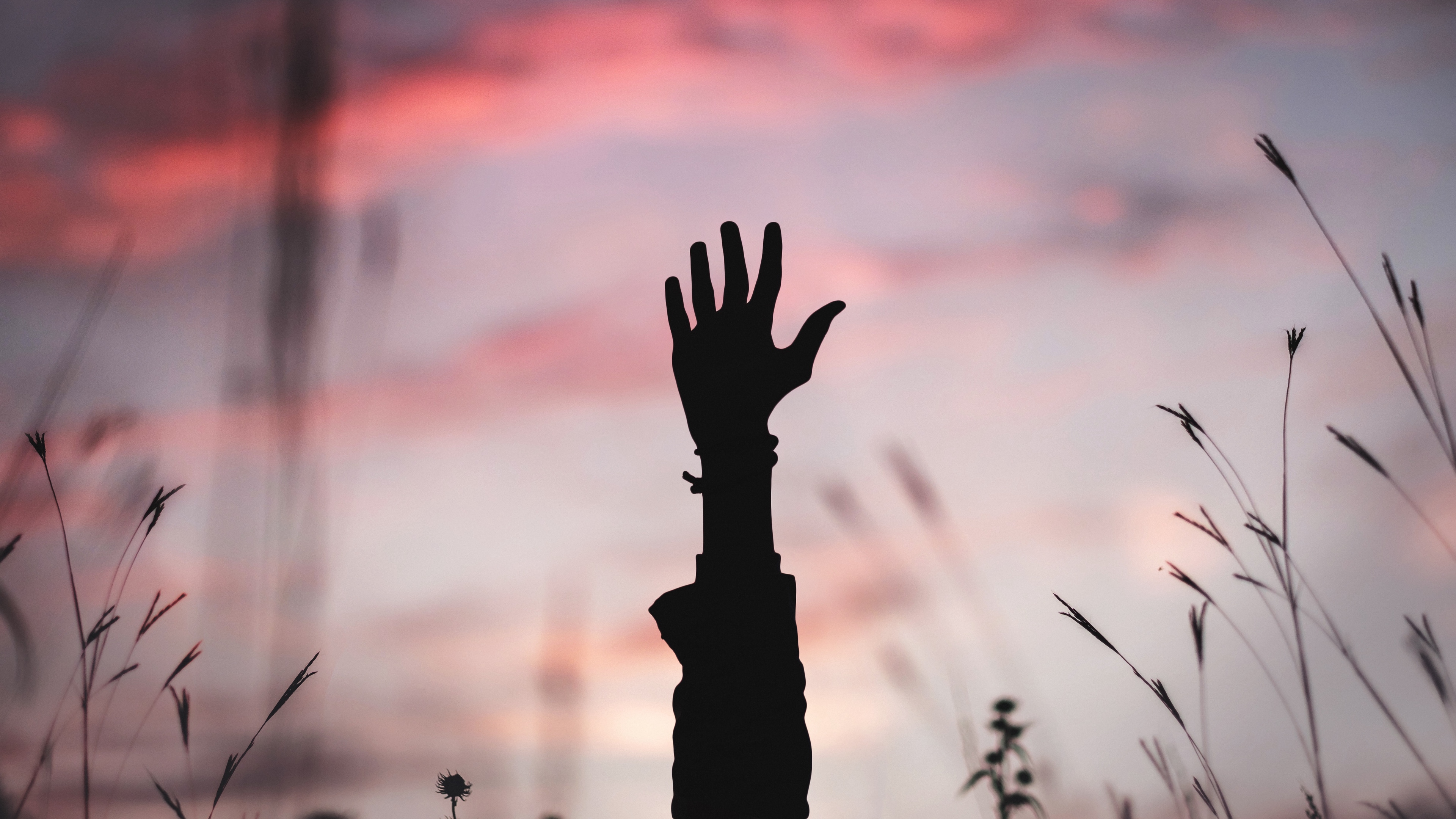 hand silhouette sunset 4k 1540574697