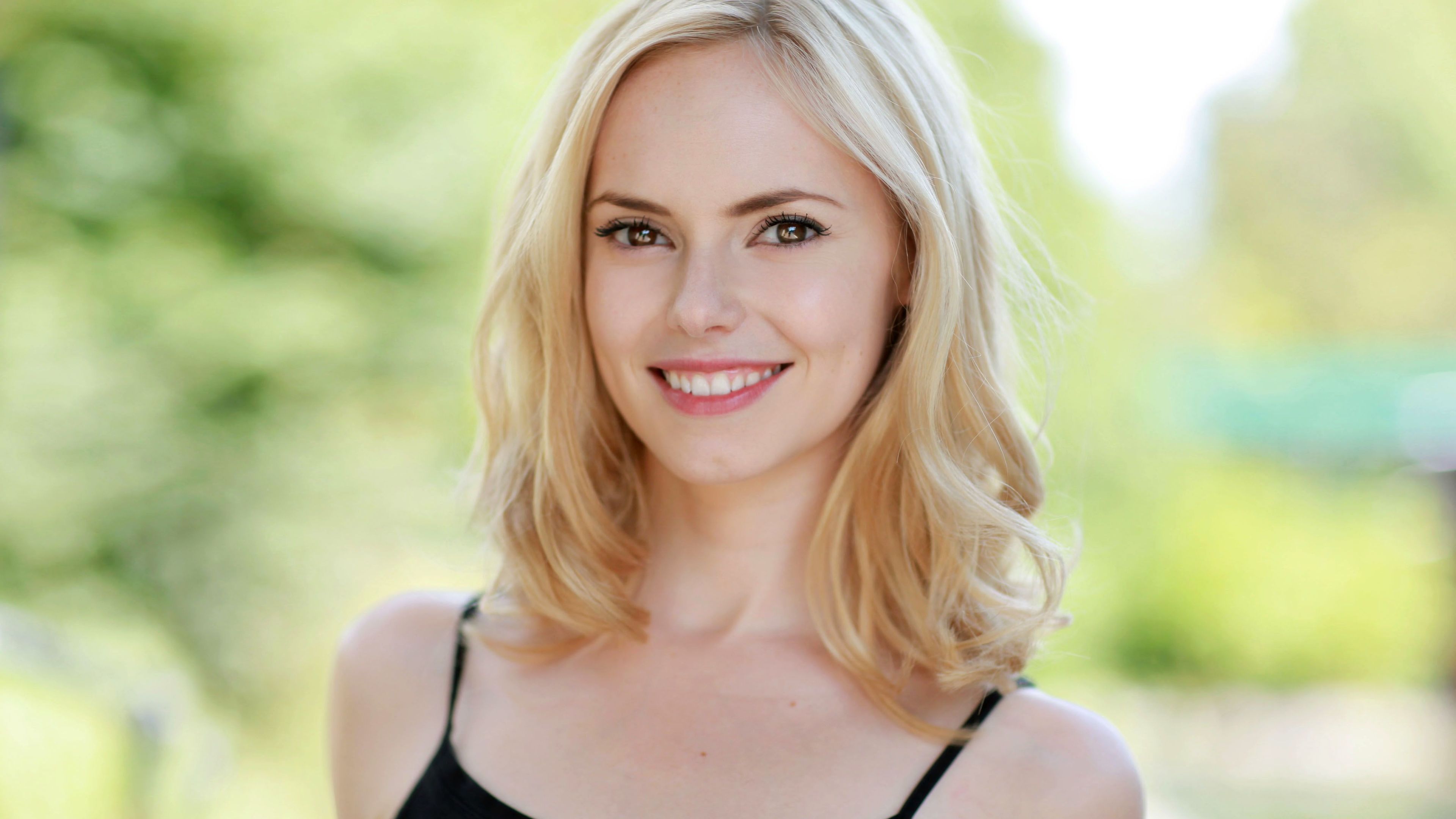 hannah tointon 4k 1538942806