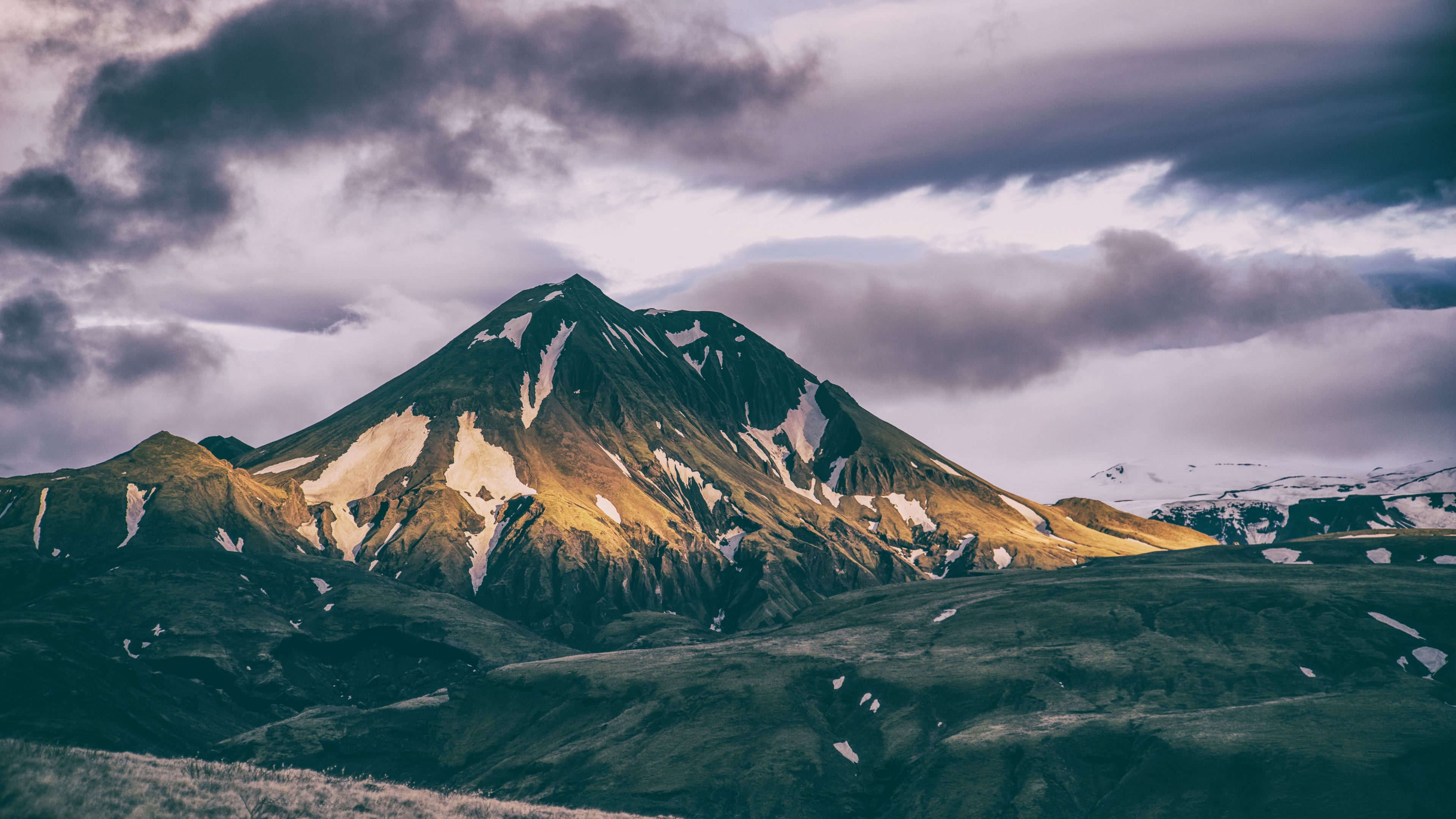 horizon landscape mountains range 4k 1540143384