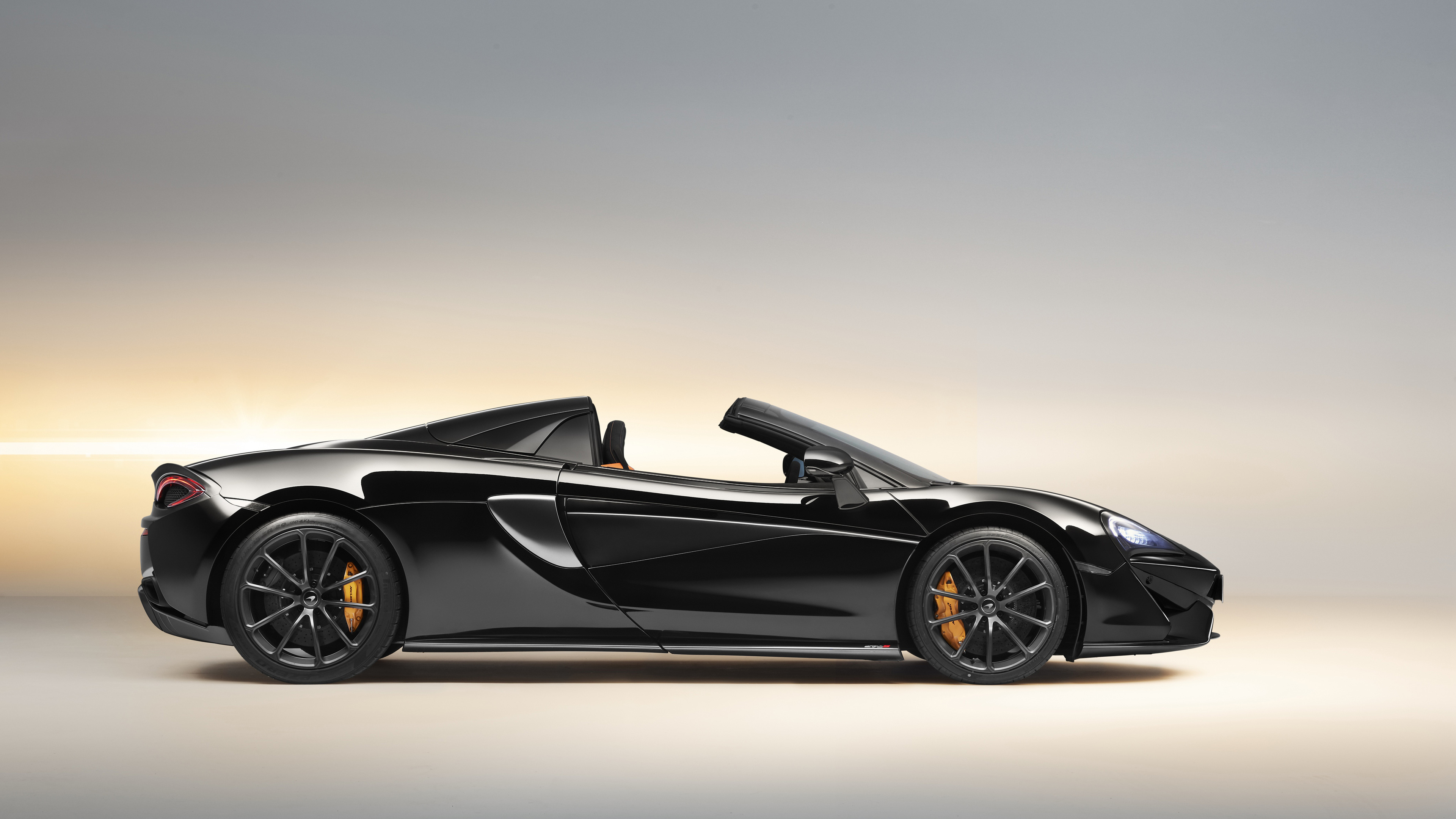 mclaren 570s spider design edition 2018 roof view 1539110702