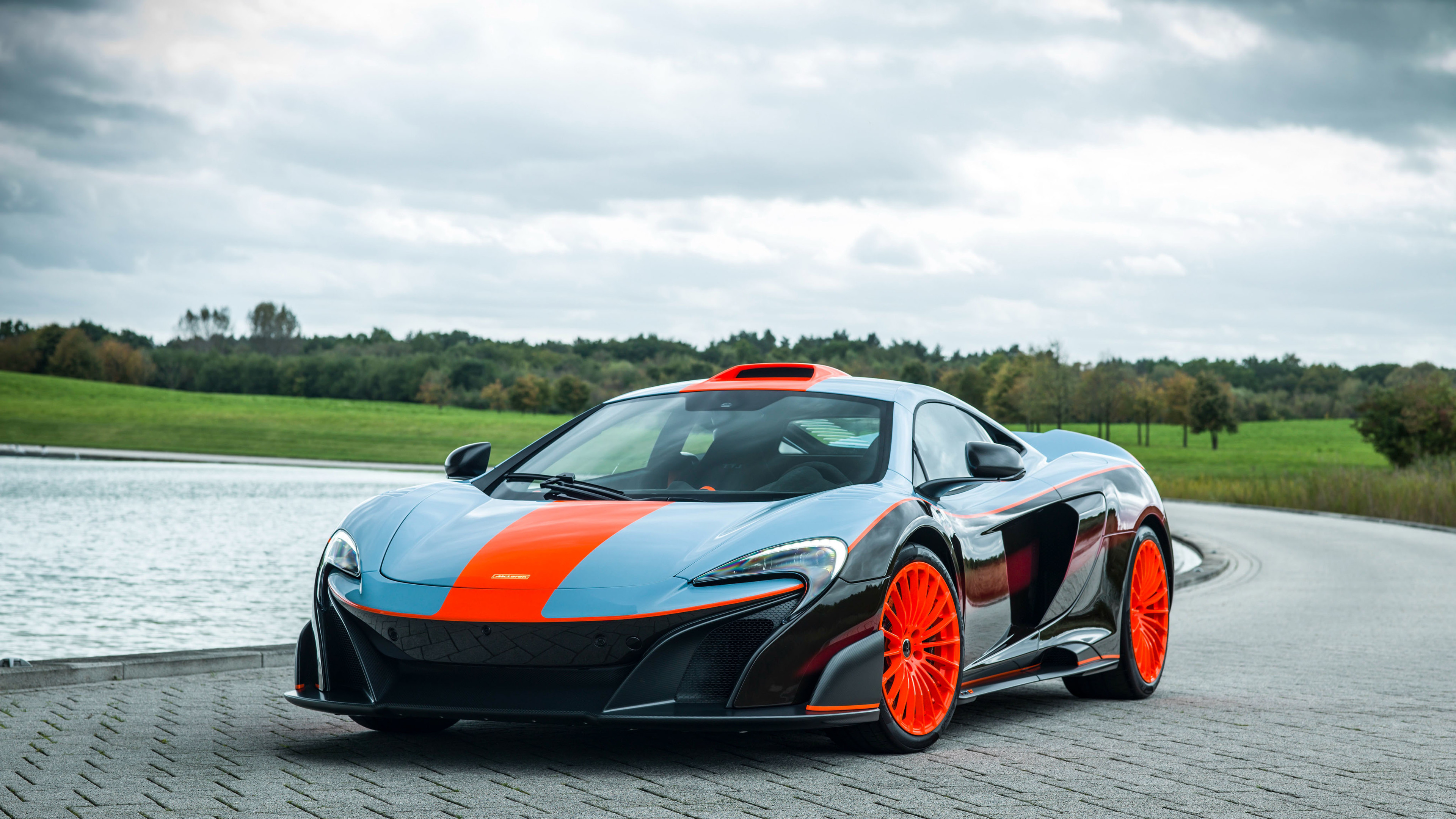 mclaren mso 675lt gulf racing theme 2018 1539111533