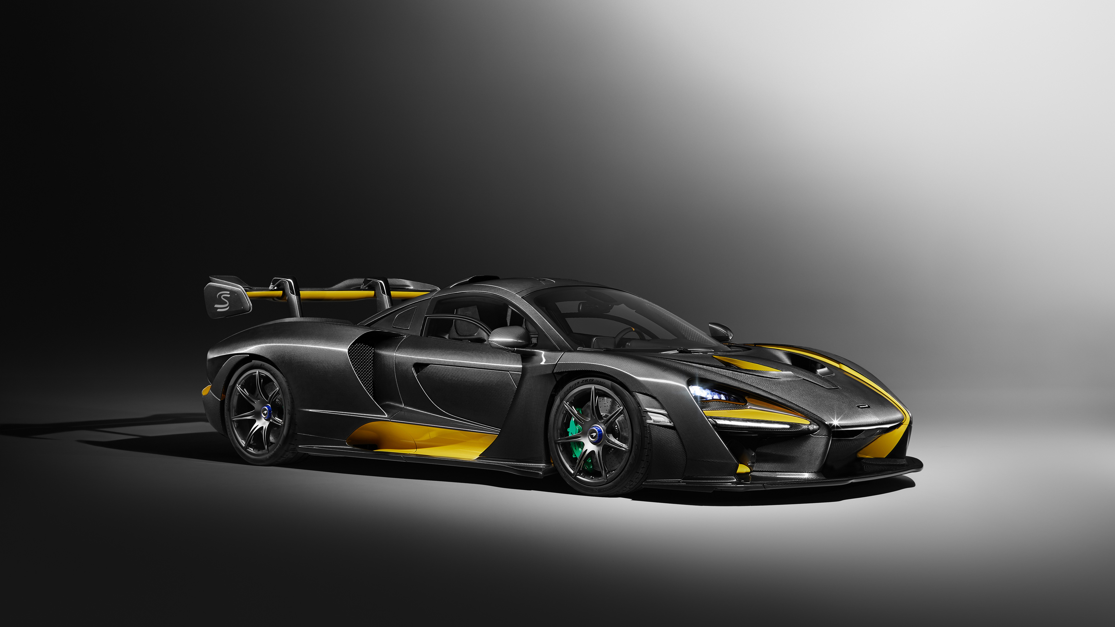 mclaren mso senna carbon theme 2018 1539110045