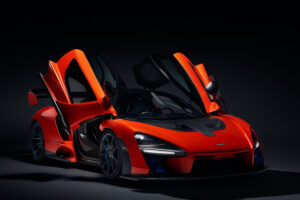 mclaren senna doors up 1539108656